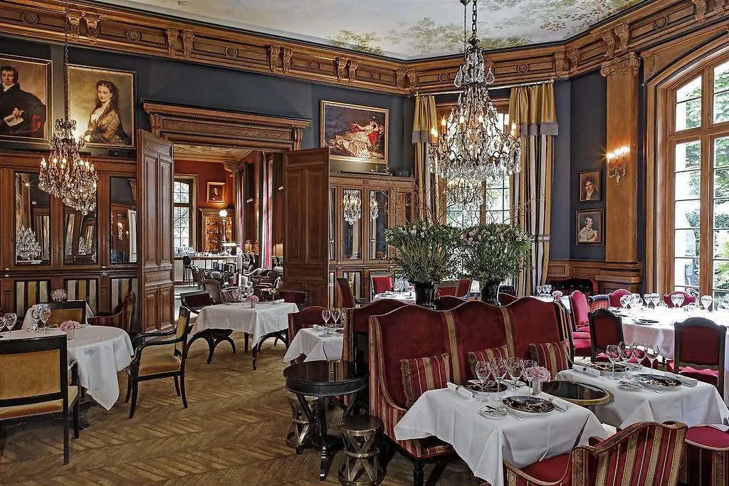 Saint 5* Paris