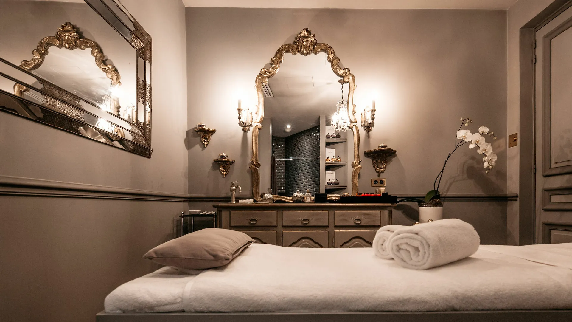 Saint 5* Paris